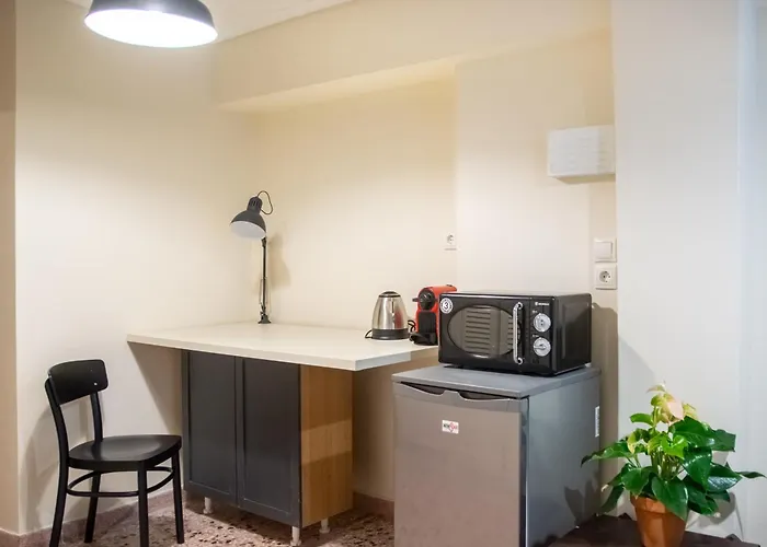 Easy Stay Flat In The Most Vibrant Neigborhood Of Athens!