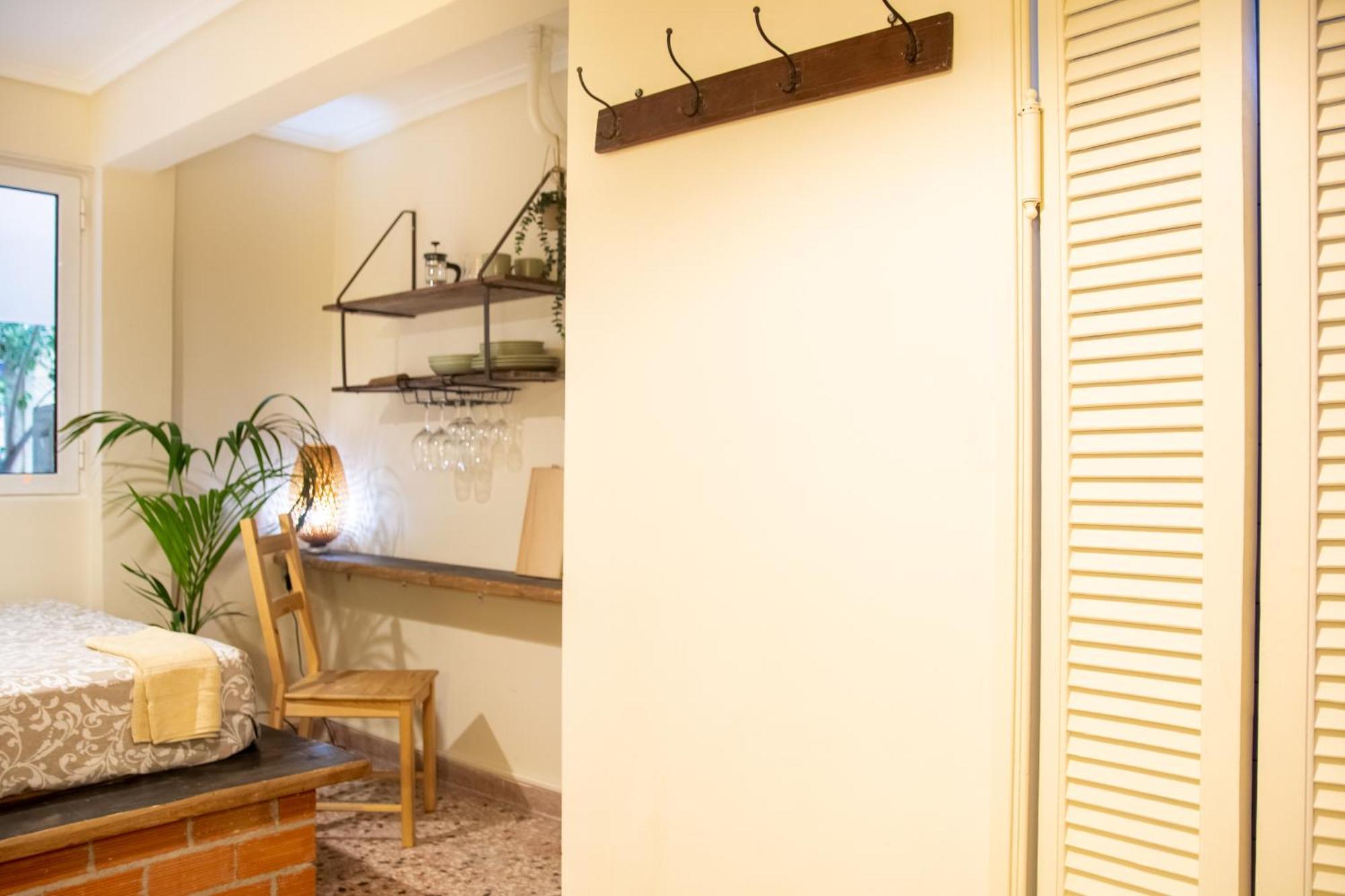 Easy Flat In The Vibrant Neigborhood Of Athens! Athens